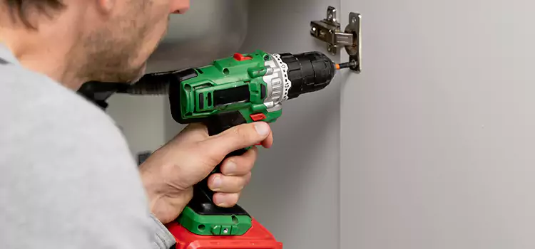 Commercial Door Hinge Repair East Lake-Orient Park