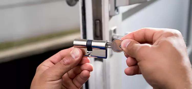 Emergency Locksmith for House East Lake-Orient Park